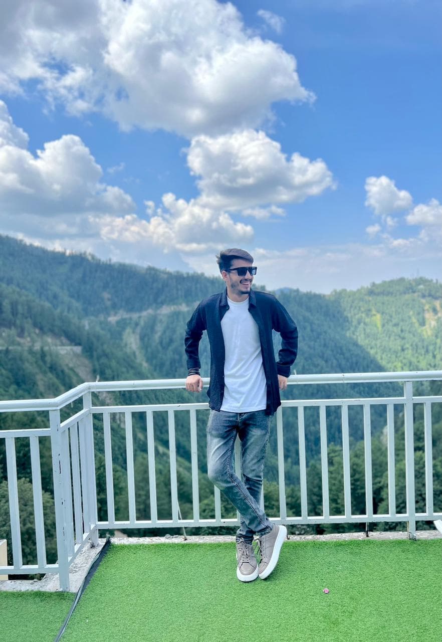 Shahzaib - Senior Tour Guide & Expedition Leader